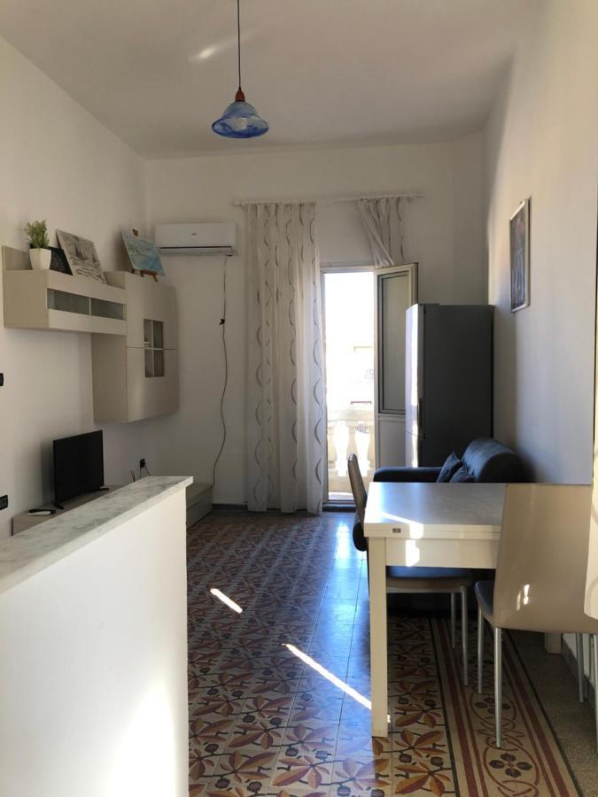 Montefusco Apartment Crotone Exterior photo